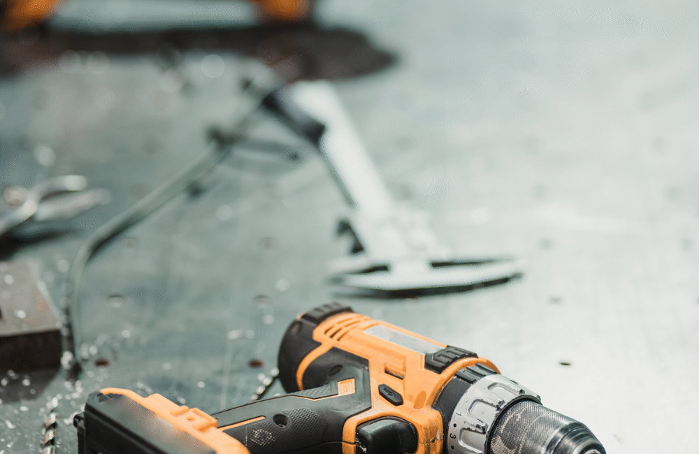 O Guia Completo de Manutenção Preventiva em Portões e Grades- JS REPAROS